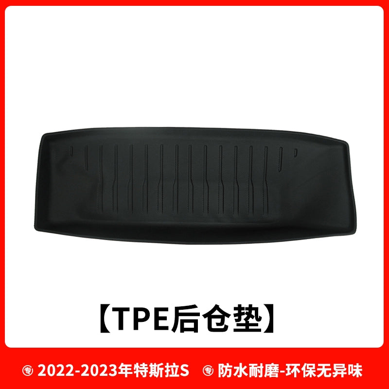 Tail Box Mat