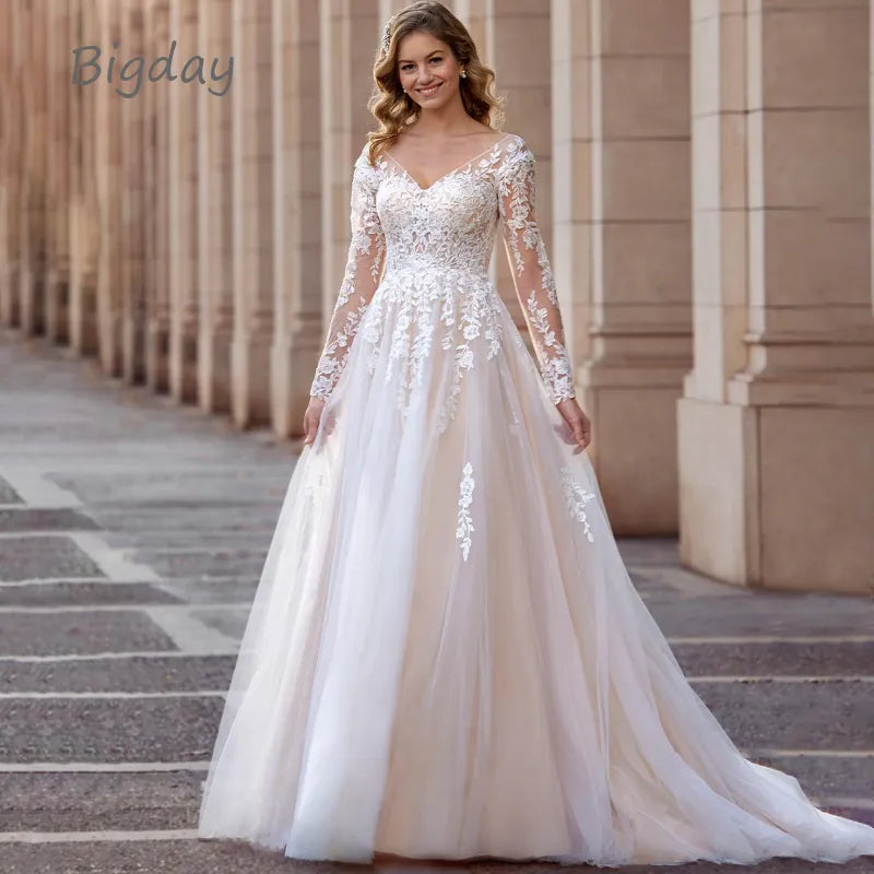 Elegant V-Neck Wedding Dresses Plus Size Lace Long Sleeve Women White Open Back Tulle Bridal Gown Sweep Train Vestidos De Novia