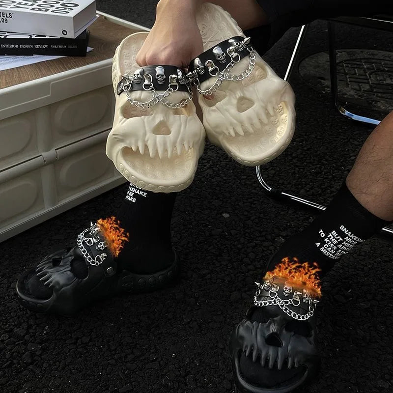 Men Slippers New Personalized Studded Chain Decoration Skull Design Shoes Summer Outdoor Novelty Slides Thick Sole Male Sandals