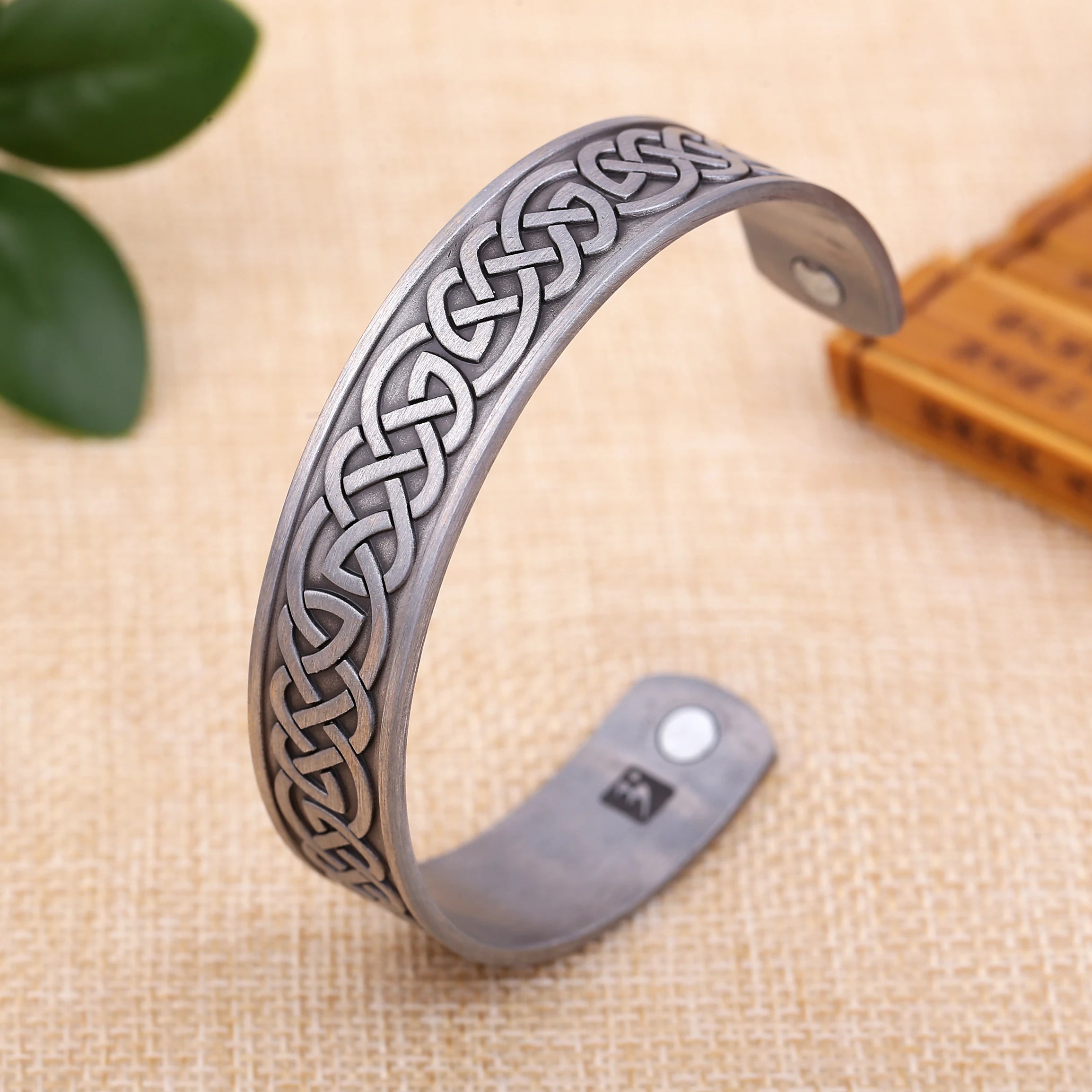 Dreamtimes Magnetic Bracelet Celtic Knot Cuff Bangle Stainless Steel Zinc Alloy Magnetic Weight Loss Bangle Jewelry Gift for Men