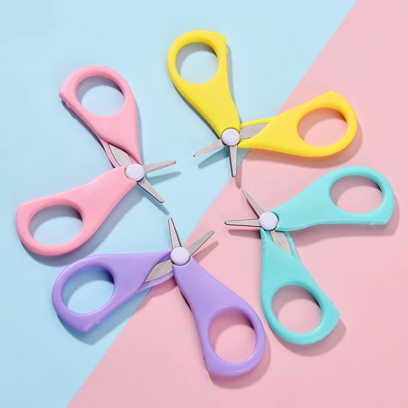 Newborn Baby Safety Nail Clippers Scissors Cutter Convenient Daily Baby Nail Shell Shear Manicure Tools Kids Nail Scissors 1PC