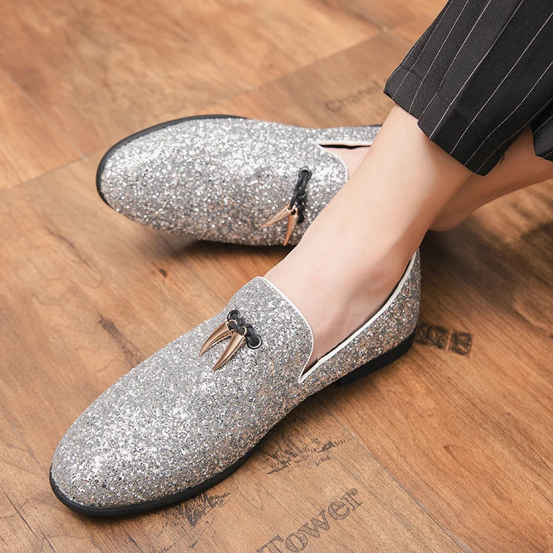 Men's Sparkling Wedding Silvery Leather Shoes Pepper Tassel Laofers Fashion Slip-on Party Shoes Comfy Driving Shoes Dress Shoes