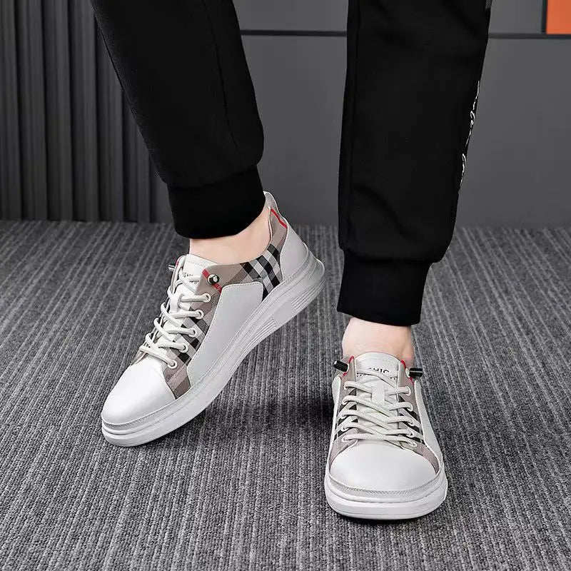 Men's Shoes 2023 New Board Shoes Casual Simple Lightweight Men's Shoes Fashion Versatile Sports Thin Small White Fashion Shoes